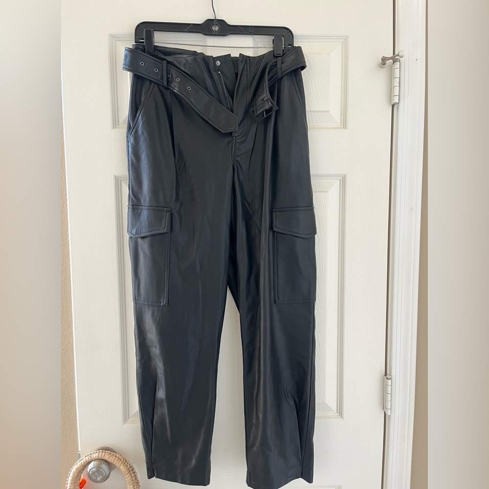 NWT MNG faux leather women’s Cargo Pants size 6 with belt